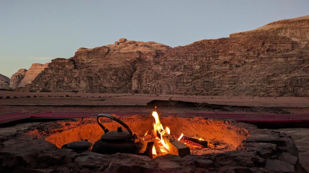 Whydesert Camp & Tours Wadi Rum Buitenkant foto